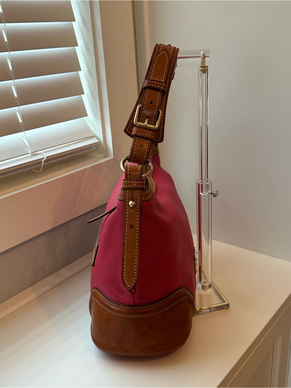 💐 Dooney & Bourke Pink Pebble Grain Leather Hobo Bag - Picture 4 of 16